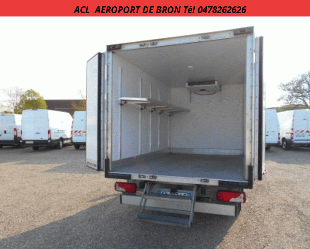 Volkswagen FRIGO RTE/SECTEUR CRAFTER CHASSIS TDI 143