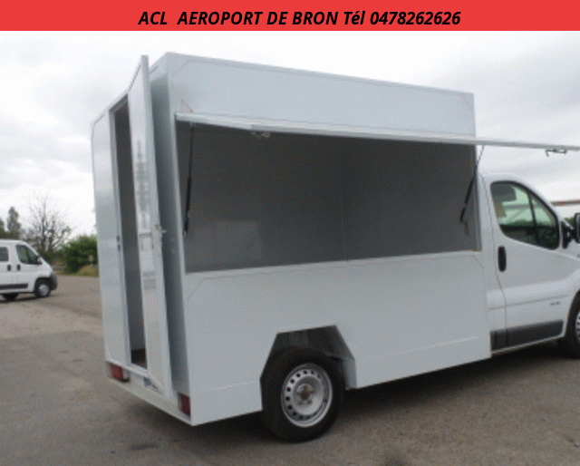 Renault FOOD TRUCKS MAGASIN TRAFIC 2.0 DCI 115