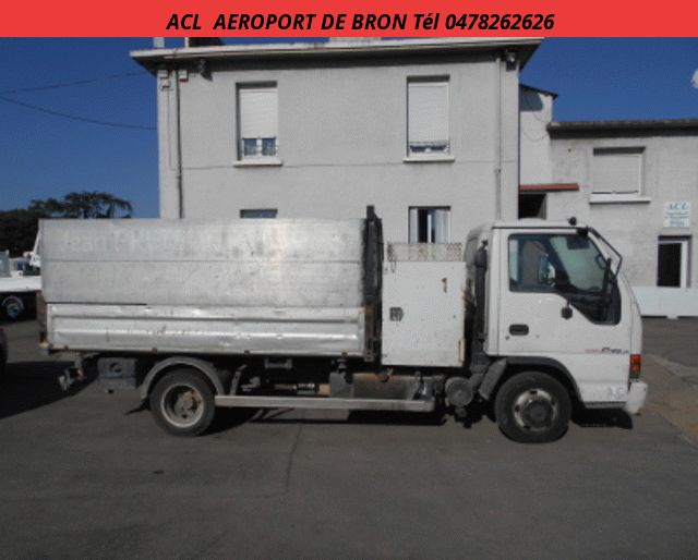 Isuzu TRI-BENNE+COFFRE+REHAUSSES 3.0L 130CH