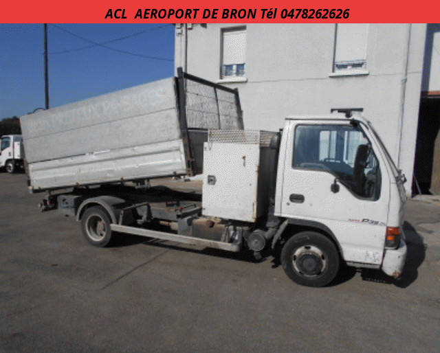Isuzu TRI-BENNE+COFFRE+REHAUSSES 3.0L 130CH