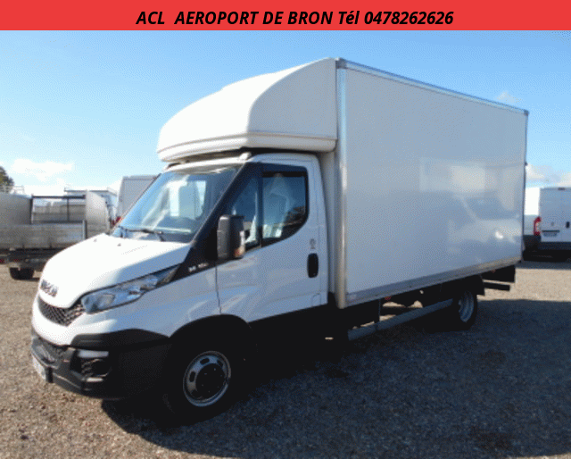 Iveco 35 C 15 CAISSE +HAYON