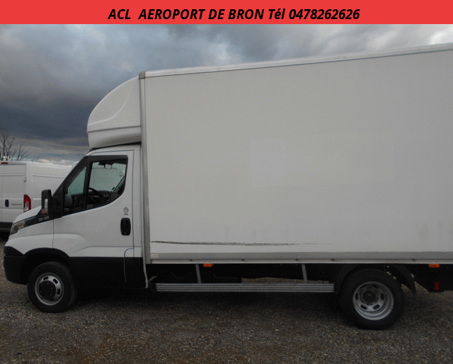 Iveco 35 C 15 CAISSE 20 M3 + HAYON 3.0 HPI 150