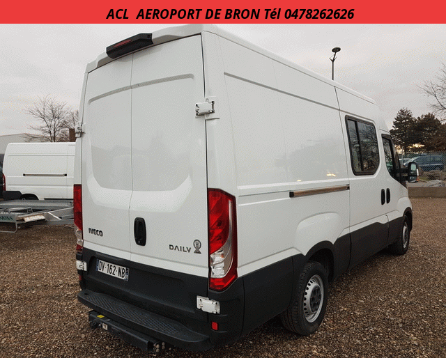 Iveco 35S13V12 DOUBLE CABINE 2.3 MTJ 130