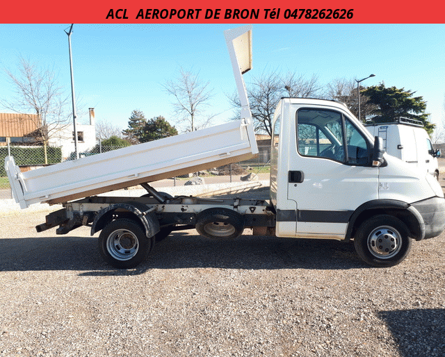 Iveco BENNE DAILY 35C13 2.3 MTJ 130