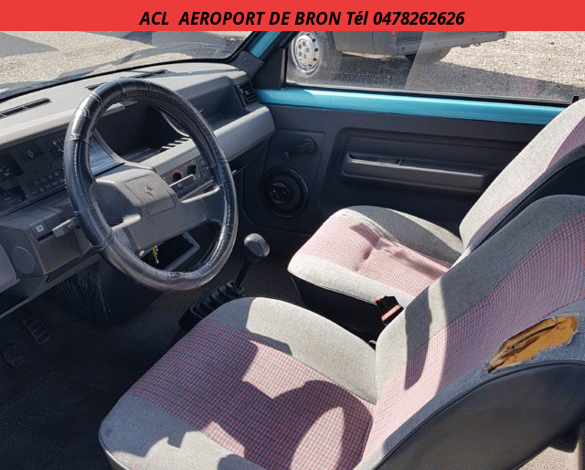 Renault SUPER CINQ ESSENCE 3 PORTES Non definie