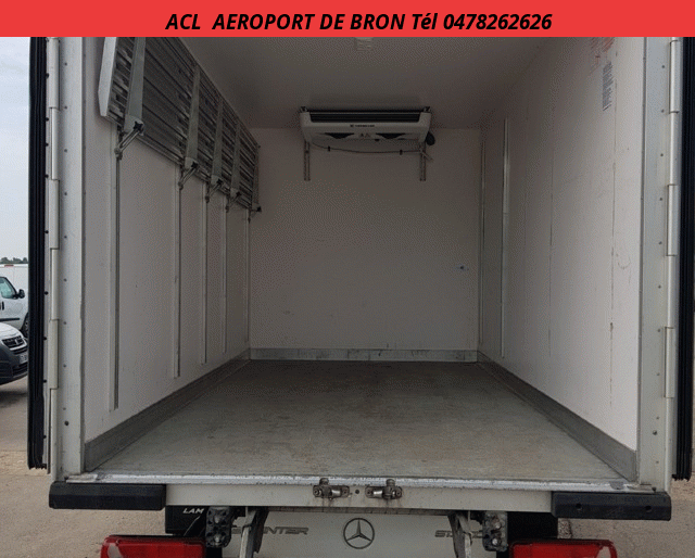Mercedes-Benz FRIGO RTE / SECTEUR SPRINTER CDI 513