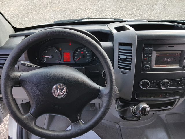 Volkswagen CRAFTER L2 H2 BUSINES LINE TDI 136