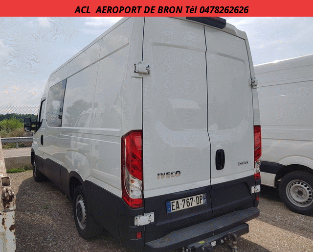Iveco 35 S 13 V 12 CABINE 7 PLACES 2.3 MTJ 130