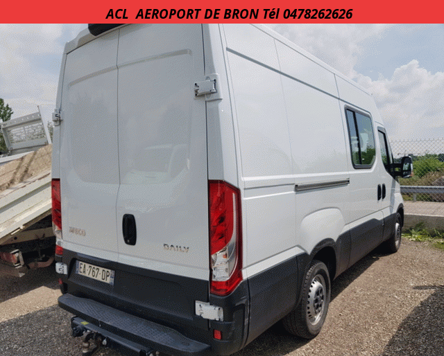 Iveco 35 S 13 V 12 CABINE 7 PLACES 2.3 MTJ 130