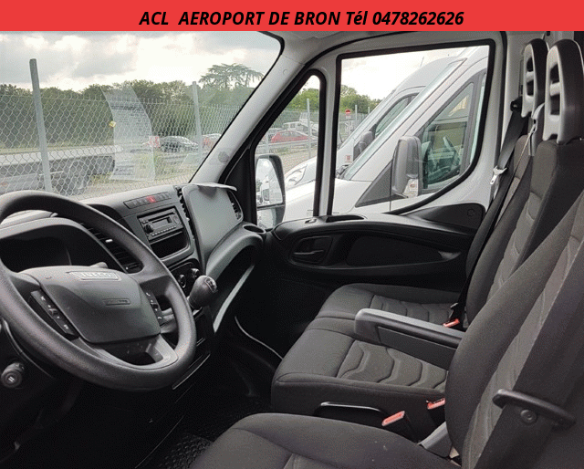 Iveco 35 S 13 V 12 CABINE 7 PLACES 2.3 MTJ 130