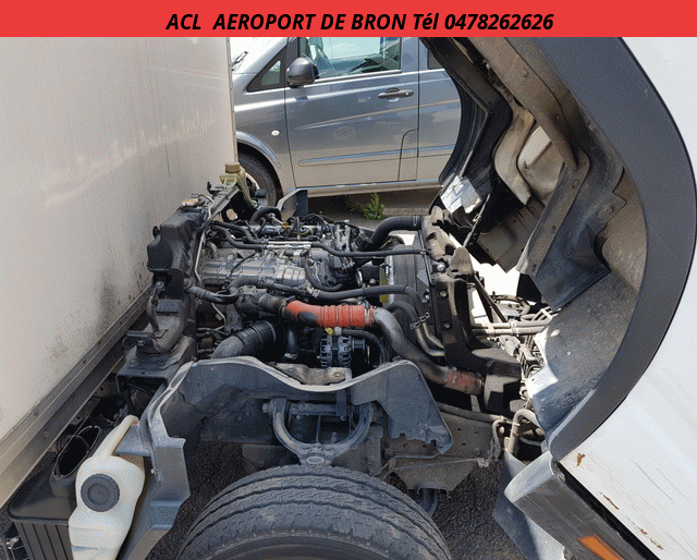 Mitsubishi-Fuso PORTE VOITURE CANTER 3C13 3.0 L DI 130