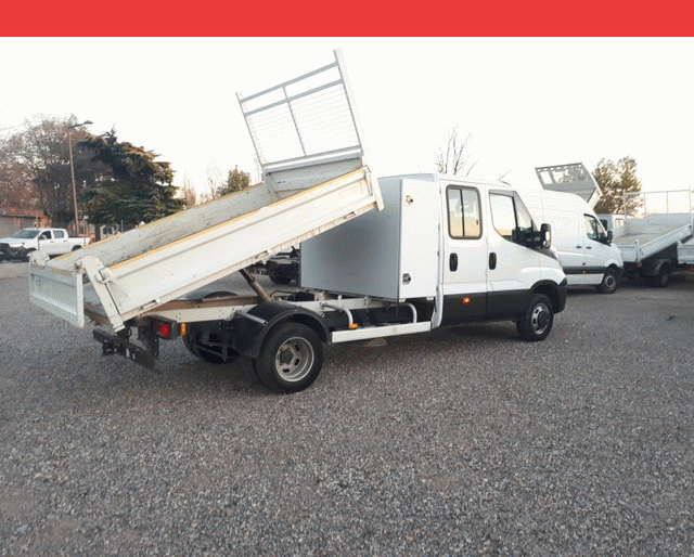Iveco BENNE+COFFRE 35 C 13 2.3 HPI 130