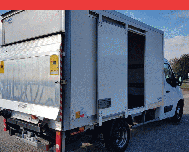 Renault CAISSE 15 M3 + HAYON MASTER R.J 2.3 DCI 125