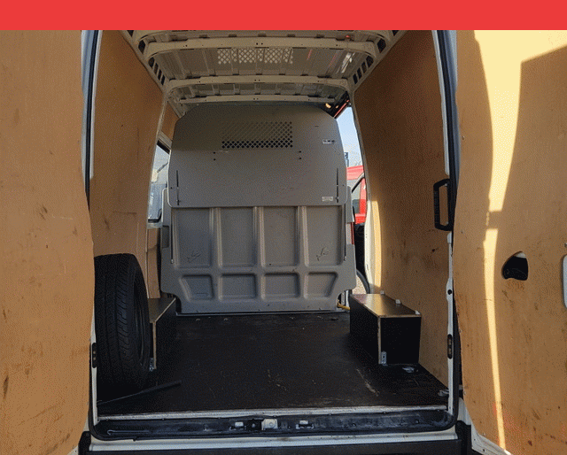 Iveco 35 S 13 V 12 7 PLACES 2.3 MTJ 130