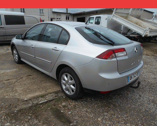 Renault LAGUNA BLACK EDITION CARMINAT DCI 110
