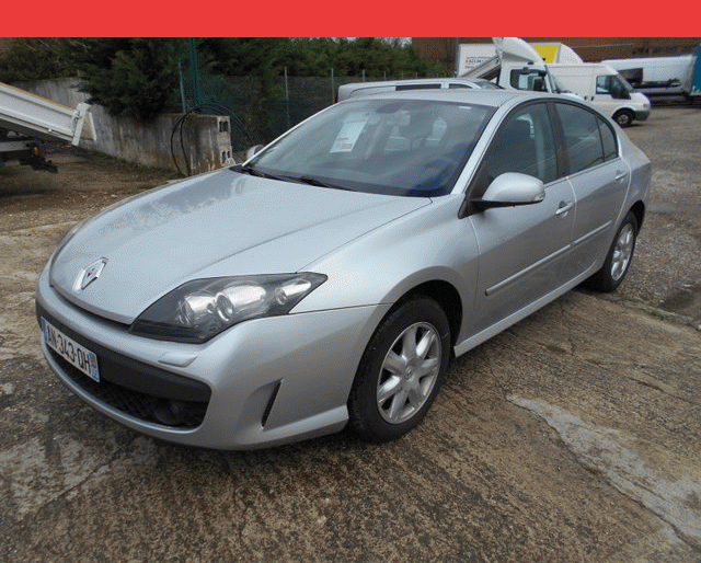 Renault LAGUNA BLACK EDITION CARMINAT DCI 110