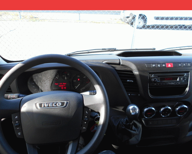 Iveco CAISSE + HAYON 35 C 16 HPI 160