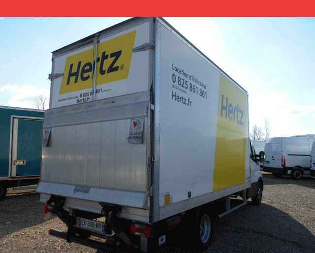 Iveco CAISSE + HAYON 35 C 16 HPI 160