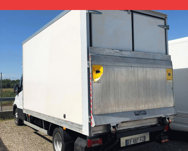 Iveco 35C15 CAISSE + HAYON 3.0 L 150