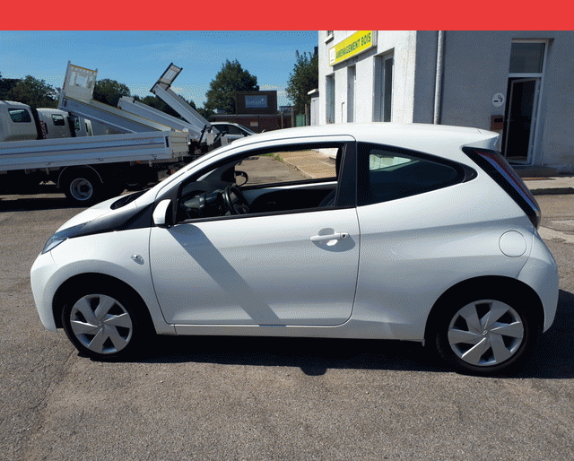 Toyota Toyota Aygo AYGO 1.0 VVT-i X-PLAY STE